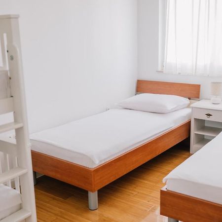 Apartman Petra Трогір Екстер'єр фото